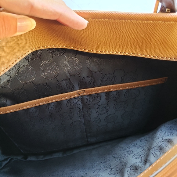 NWOT Michael Kors Jet Setter nylon tote w leather - Picture 8 of 15